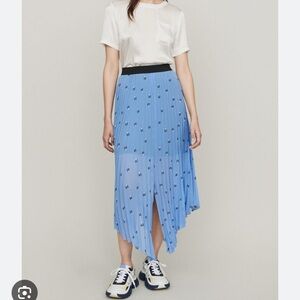 MAJE BLUE HEART PRINT KNIFE PLEATED MAXI SKIRT